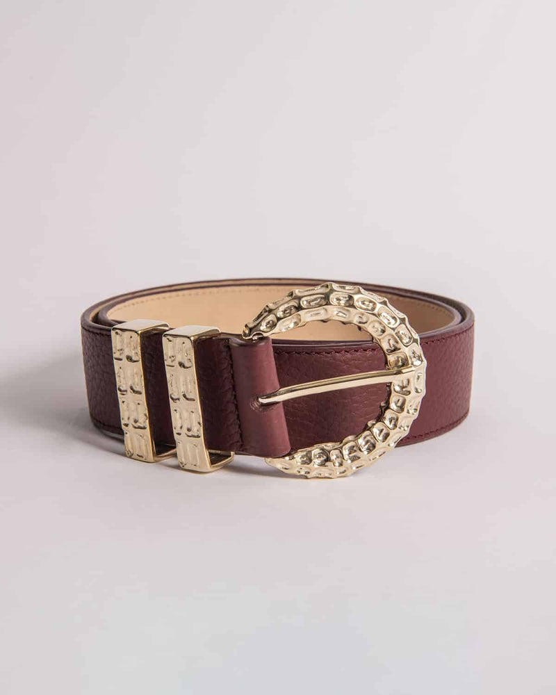 erini belt in burgundy leather with gold tone buckle by even online 