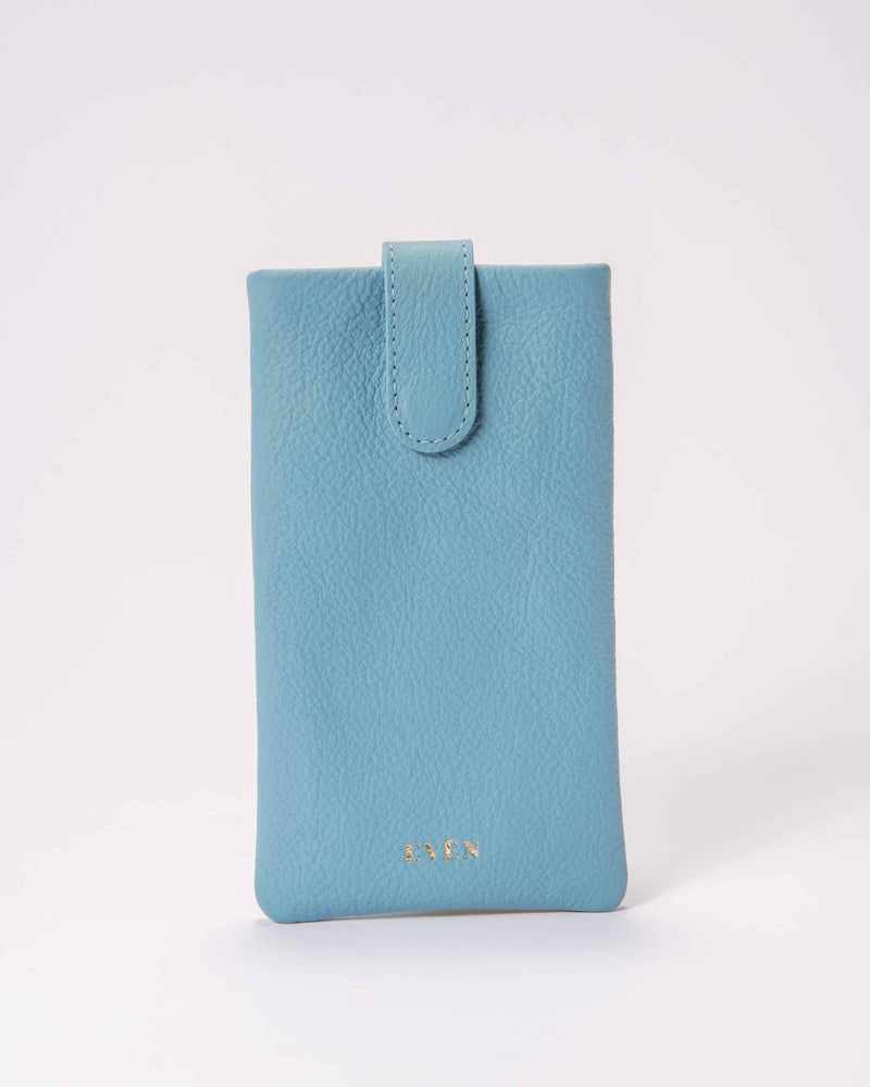 sunglasses case in light blue grain leather with magnetic closure by even online