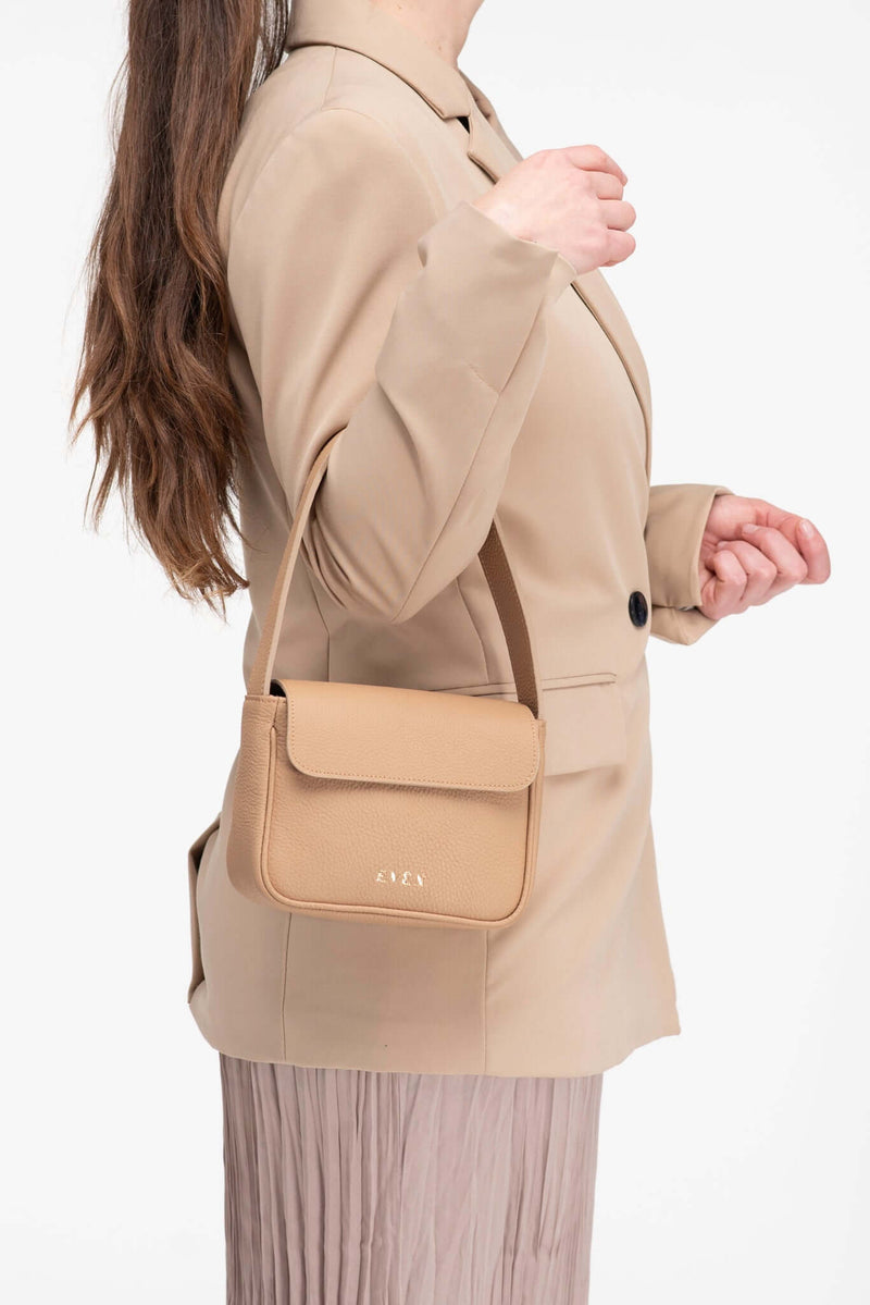 Luisa mini bag in mocha leather in grain leather by even-online..