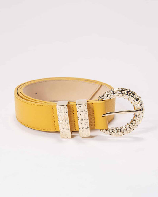 Erini yellow leather belt with a sleek gold-like buckle, a stylish and sophisticated accessory that adds a modern touch to any outfit. Perfect for elevating your wardrobe.